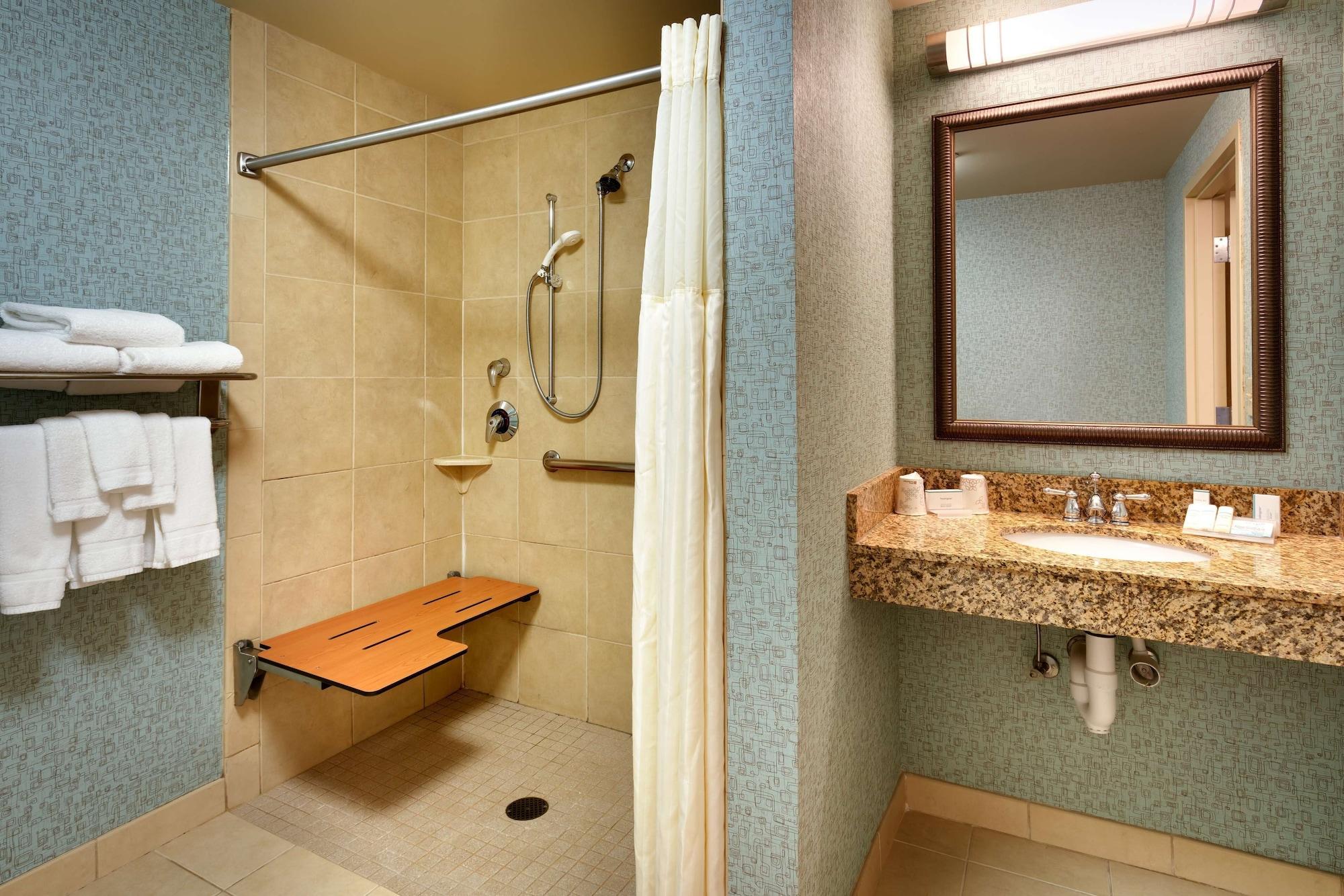 Hilton Garden Inn Clarksville Exterior photo