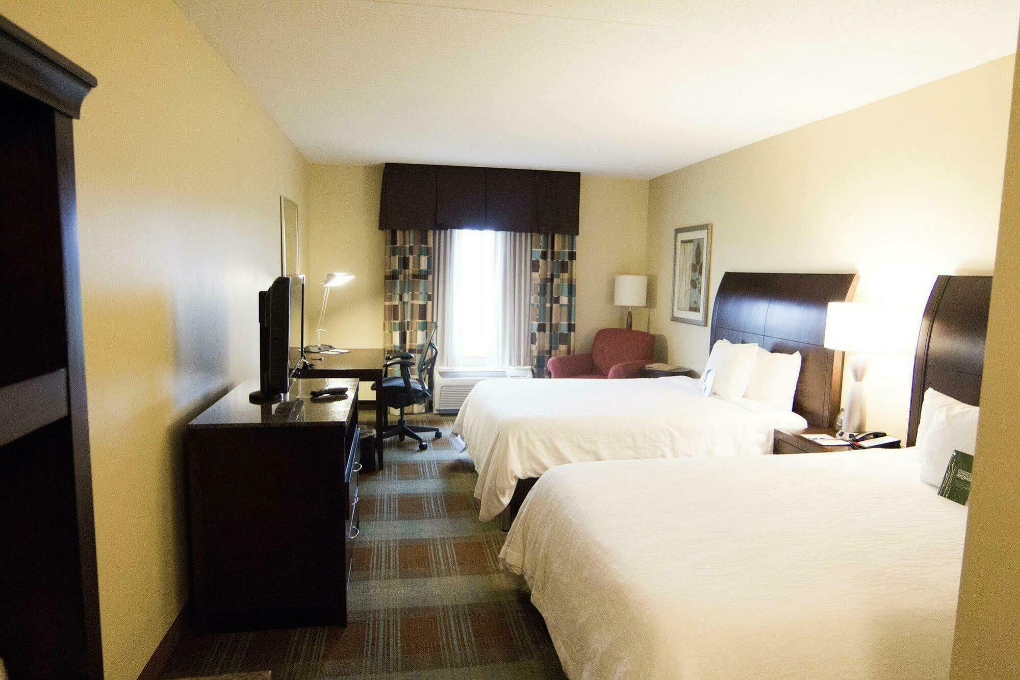 Hilton Garden Inn Clarksville Exterior photo